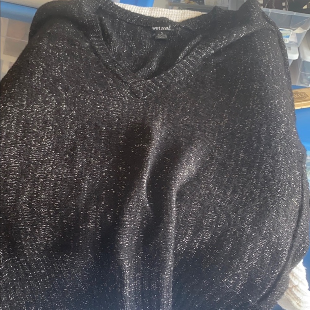 Wet Seal Short Sleeve Flow-y Light Sweater